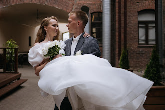 Nhiếp ảnh gia ảnh cưới Valentina Dementeva. Ảnh trong ngày 22.08.2023