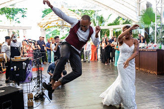 Fotógrafo de casamento Araken Rezende. Foto de 23.02.2021