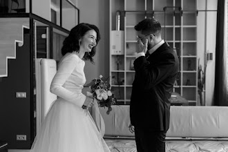 Nhiếp ảnh gia ảnh cưới Denis Zuev. Ảnh trong ngày 11.04.2022