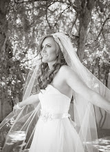 Wedding photographer Christine Sedley. Photo of 24.02.2021