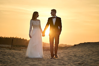 Jurufoto perkahwinan Mariusz Godek. Foto pada 30.01.2023