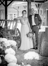 Wedding photographer Mirek Zywicki. Photo of 17.11.2020