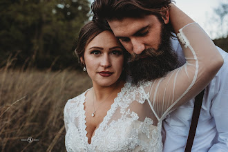 Nhiếp ảnh gia ảnh cưới Whitney Trout. Ảnh trong ngày 29.12.2019