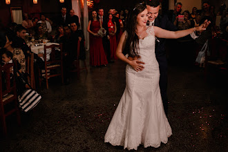 Wedding photographer Gabriela Dos Santos. Photo of 05.06.2019