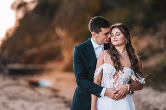 Wedding photographer Jarosław Knapek. Photo of 02.10.2025