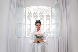 婚禮攝影師Viviane Fontes. 27.04.2023的照片
