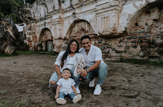 Wedding photographer Abi De Carlo. Photo of 02.11.2025