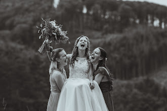 Svatební fotograf Klára Lipertová. Fotografie z 04.10.2024