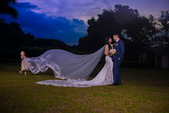 Huwelijksfotograaf Carlos Gomez. Foto van 14.09.2021