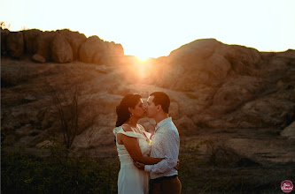 Fotógrafo de bodas Daví Ghondel. Foto del 26.03.2020