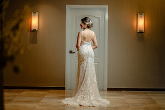 Wedding photographer Liz Prado. Photo of 16.05.2025