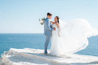 Wedding photographer Raisa Panayotova. Photo of 01.10.2025