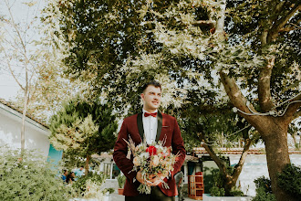 Fotógrafo de bodas Orestis Tsianis. Foto del 11.03.2020