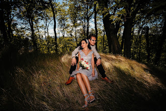 Wedding photographer Cezar Zanfirescu. Photo of 10.11.2020