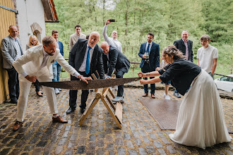 Jurufoto perkahwinan Nadine Lotze. Foto pada 26.08.2025