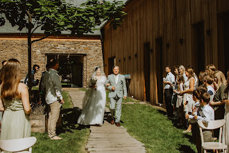 Wedding photographer Hana Turková. Photo of 20.10.2025