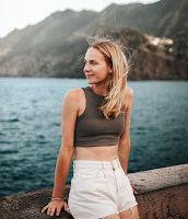 Adéla Smrčinová (adelasmrcinova)