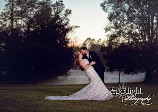 Wedding photographer Tracey Ebert. Photo of 20.04.2023