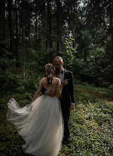 Wedding photographer Eglė Sapagova. Photo of 28.10.2023