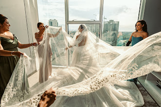 Wedding photographer Valery Garnica. Photo of 18.06.2025