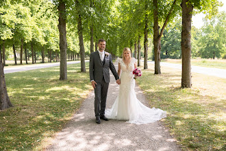 Düğün fotoğrafçısı Aleksandra Marsfelden. Fotoğraf 28.08.2022 tarihinde