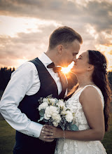 婚姻写真家 Risto Kuitunen. 08.10.2024 の写真