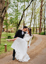 Nhiếp ảnh gia ảnh cưới Alex Makhlay. Ảnh trong ngày 03.05.2024