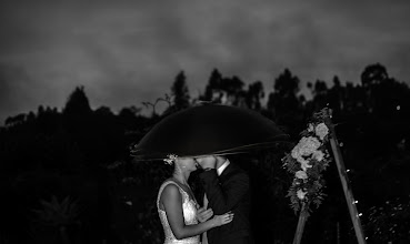 Huwelijksfotograaf Laura Diosa Sierra. Foto van 08.05.2024
