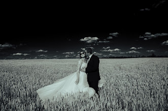 Fotografo di matrimoni Attila Tar. Foto del 06.06.2025