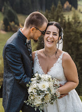 Fotógrafo de casamento Nadine Kofler. Foto de 18.03.2025