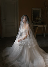 Nhiếp ảnh gia ảnh cưới Anna Rudanova. Ảnh trong ngày 04.12.2023