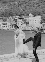 Wedding photographer Dionisios Bertsos. Photo of 13.02.2024