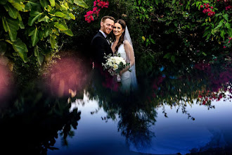 Wedding photographer Lee Squirrell. Photo of 24.10.2023