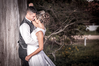 Fotografo di matrimoni Iran De Oliveira. Foto del 25.03.2019