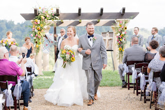 Photographe de mariage April Booher. Photo du 12.03.2022