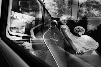 婚礼摄影师Claudia Corrado. 19.04.2024的图片
