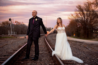 Wedding photographer Nathan Colbert. Photo of 01.03.2020