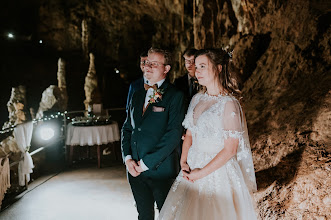 Wedding photographer Beatrie Moraru. Photo of 04.09.2025