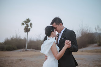 Fotógrafo de bodas Dimas Nindyo Sulaksono. Foto del 20.04.2020