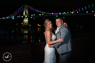 Nhiếp ảnh gia ảnh cưới Amber Bauhoff. Ảnh trong ngày 07.12.2019