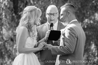 Wedding photographer Jam Ellis. Photo of 31.12.2019