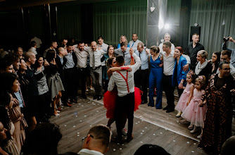 Fotógrafo de bodas Adam Balazs. Foto del 30.04.2024