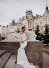 Jurufoto perkahwinan Darya Zuykova. Foto pada 26.04.2024