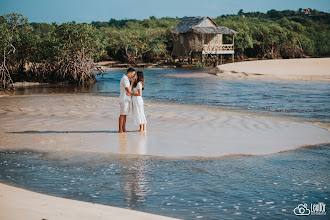 Fotografo di matrimoni Larissa Levitar. Foto del 25.05.2023