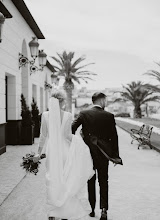 Wedding photographer Elisabeth Perez. Photo of 01.04.2024