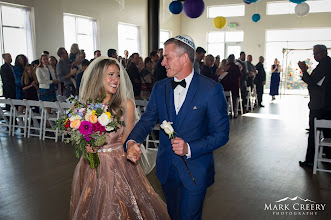 Wedding photographer Mark Creery. Photo of 17.05.2022