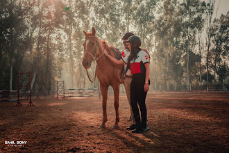 Jurufoto perkahwinan Sahil Sony. Foto pada 09.12.2020