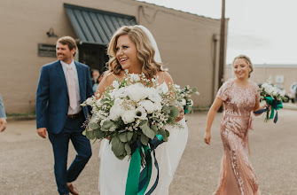 Düğün fotoğrafçısı Lindsey Skeuse. Fotoğraf 16.04.2022 tarihinde