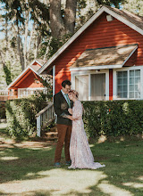 Wedding photographer Kasey Mantiply. Photo of 02.05.2023