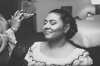Wedding photographer Gina Solorzano Navarro. Photo of 31.01.2019